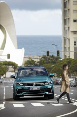 Volkswagen Tiguan R-Line 2020 года  (WW)